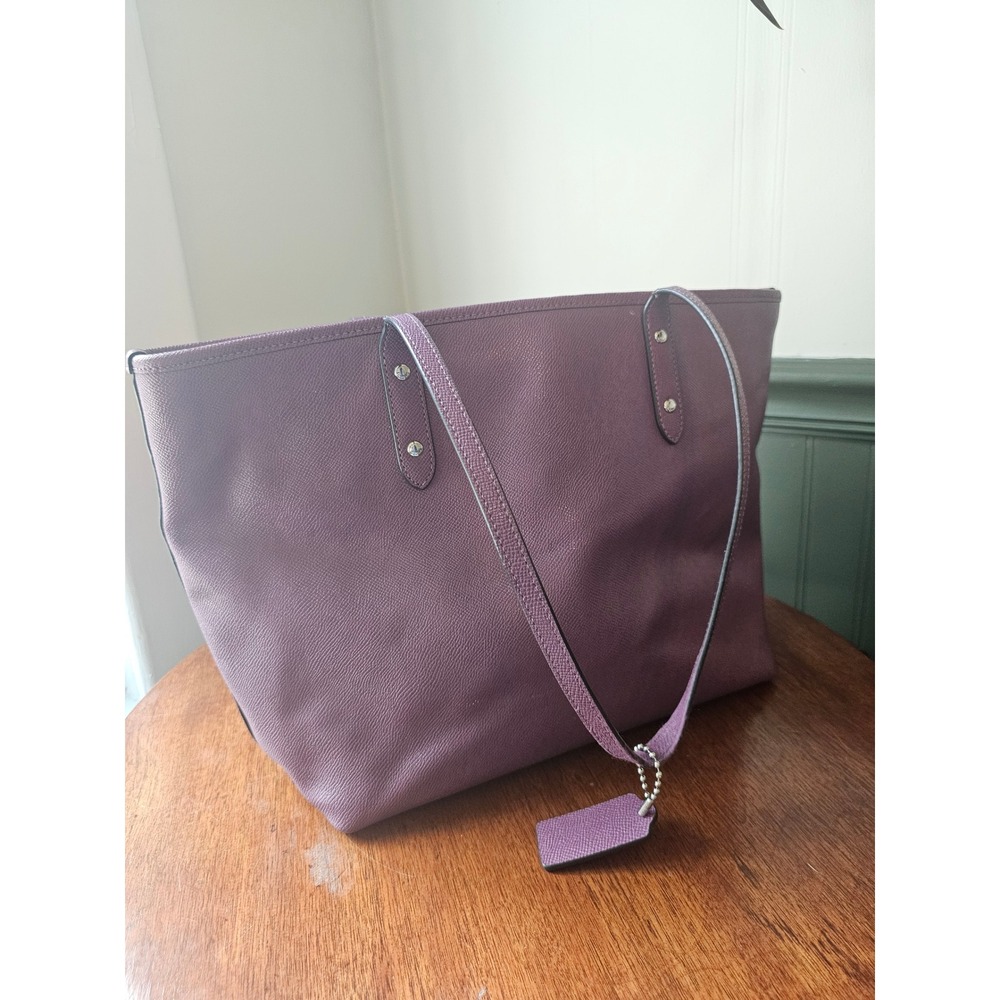 Coach City Tote in Crossgrain Leather Purple F57522 Handbag Shoulder Bag - Picture 11 of 12